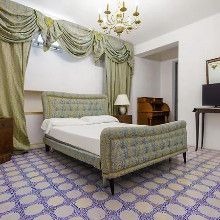 Allegra Experience